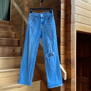 Levi Ribcage Straight